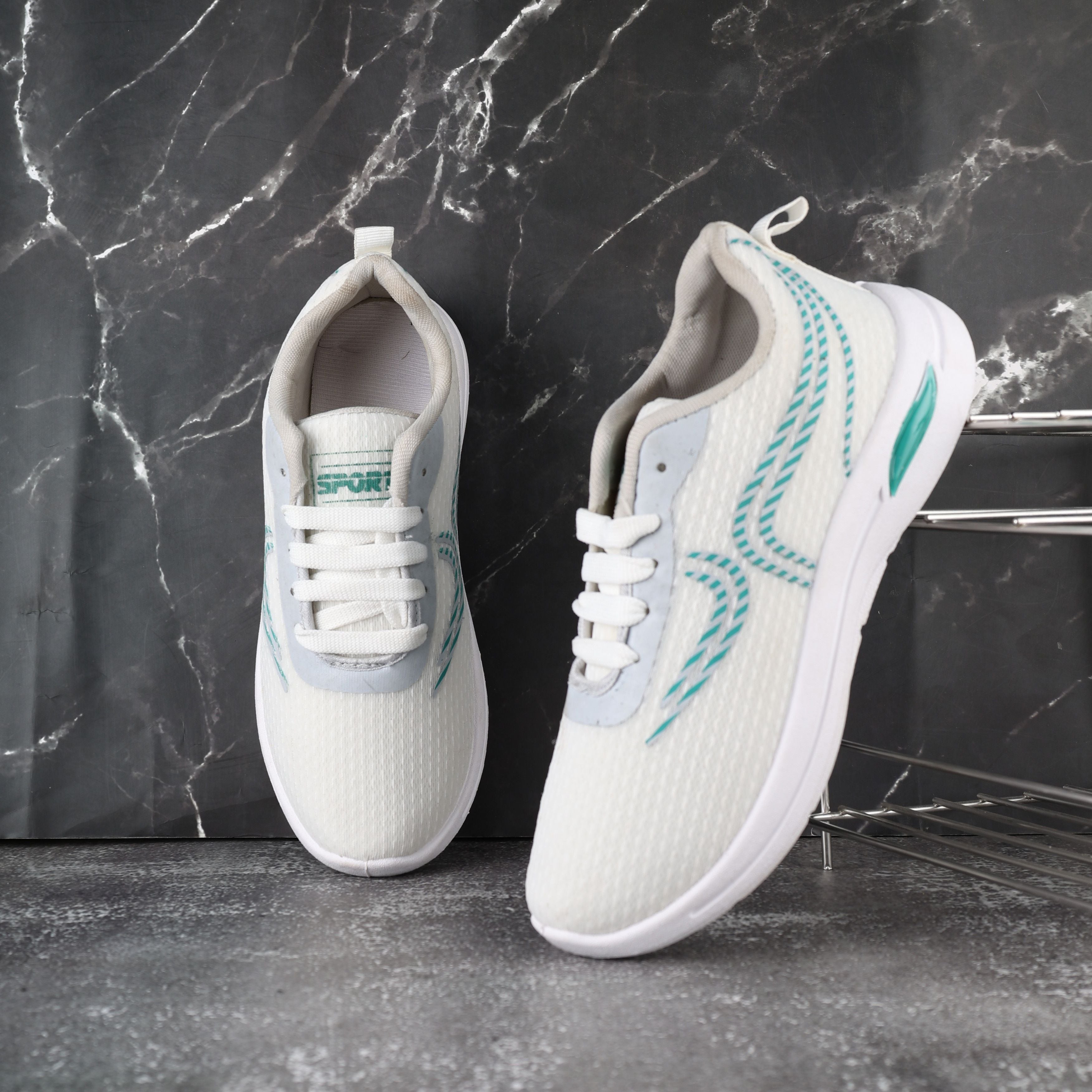 Everyday Knit Runner — Strider